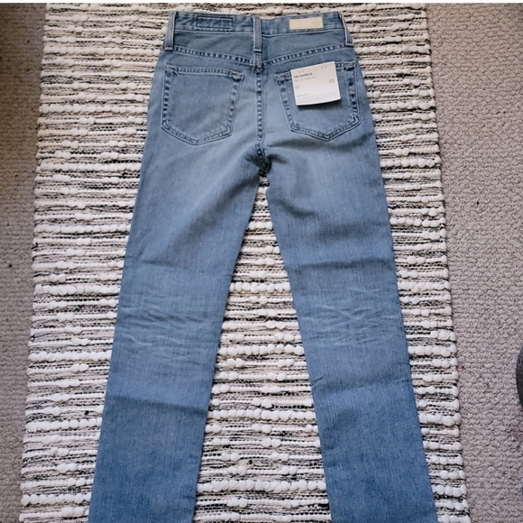 AG The Isabelle High Rise Crop Straight Leg Jeans - Picture 4 of 7